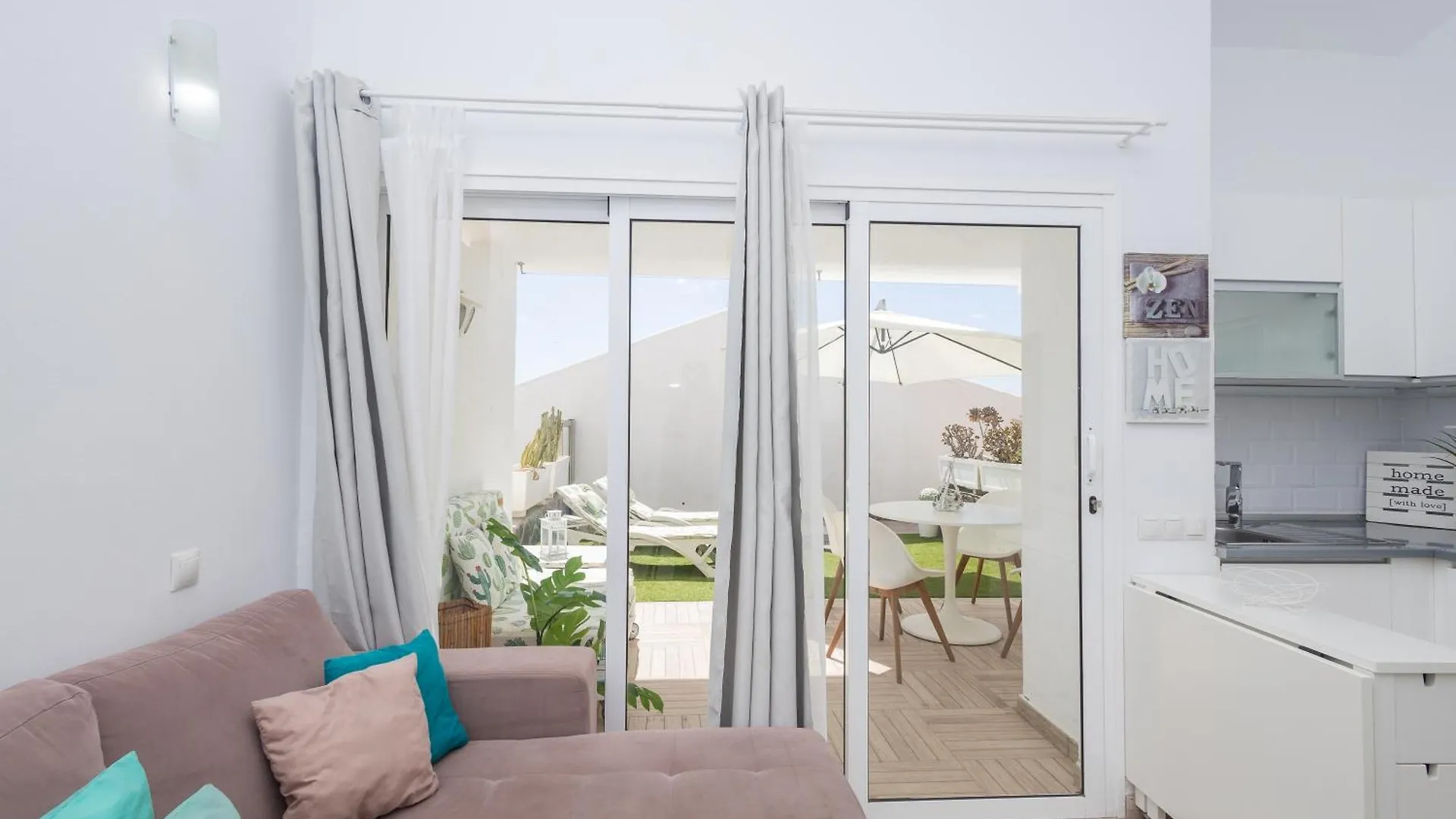 Apartamento Bungalow playa Águila terraza piscina by Lightbooking Maspalomas